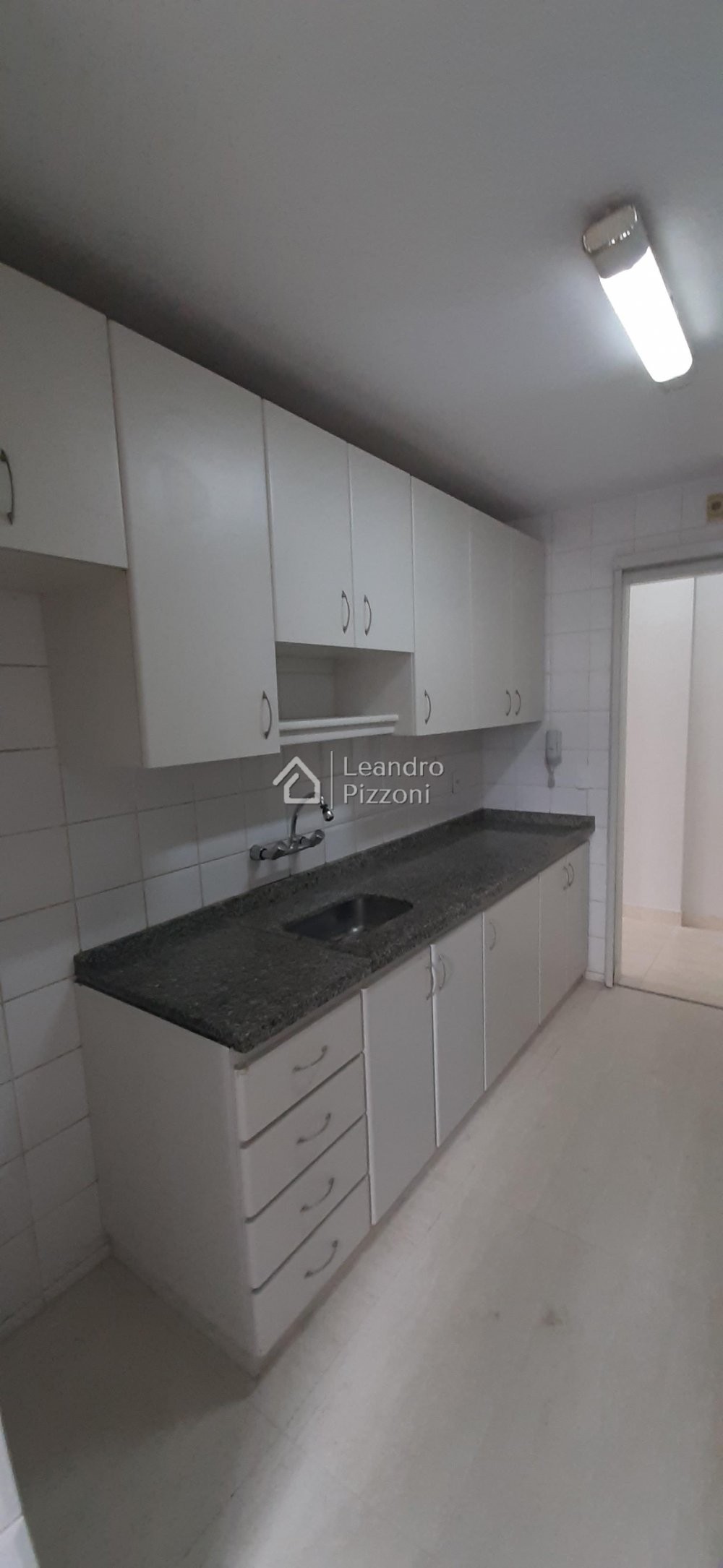 Apartamento à venda com 3 quartos, 79m² - Foto 15