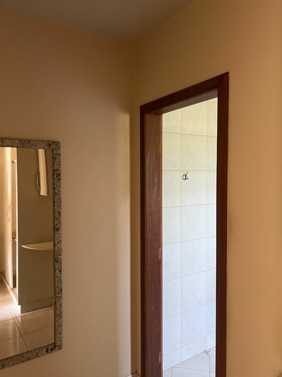 Casa à venda com 2 quartos, 130m² - Foto 10