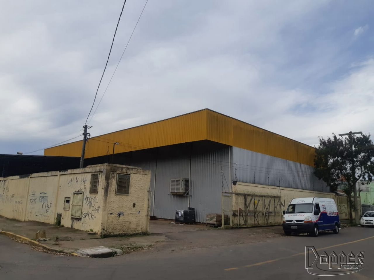 Depósito-Galpão-Armazém à venda, 1105m² - Foto 1