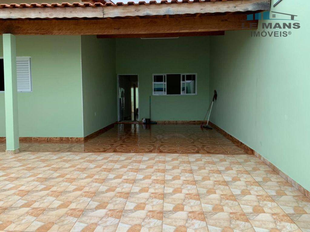 Casa à venda com 3 quartos, 211m² - Foto 12