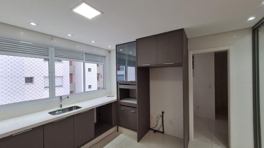 Cobertura para alugar com 4 quartos, 324m² - Foto 7