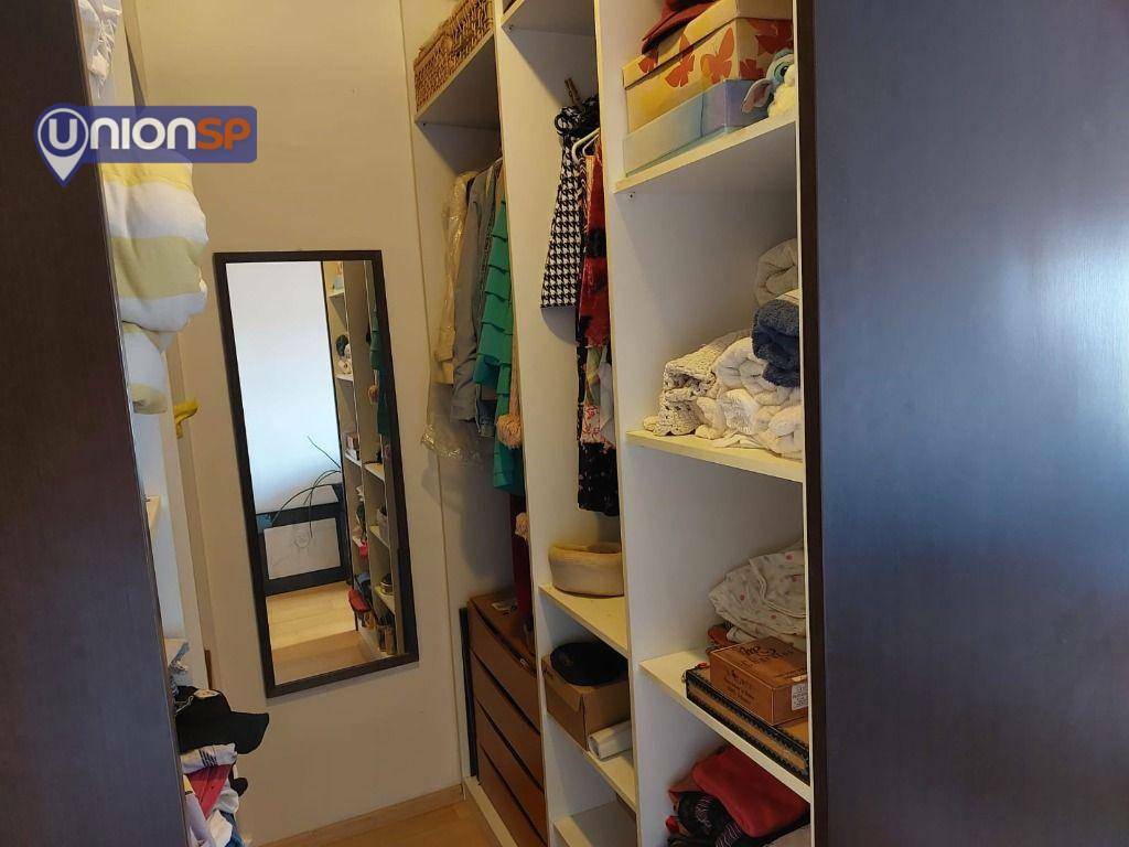 Apartamento à venda com 1 quarto, 45m² - Foto 18