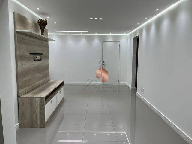 Apartamento à venda com 3 quartos, 97m² - Foto 10