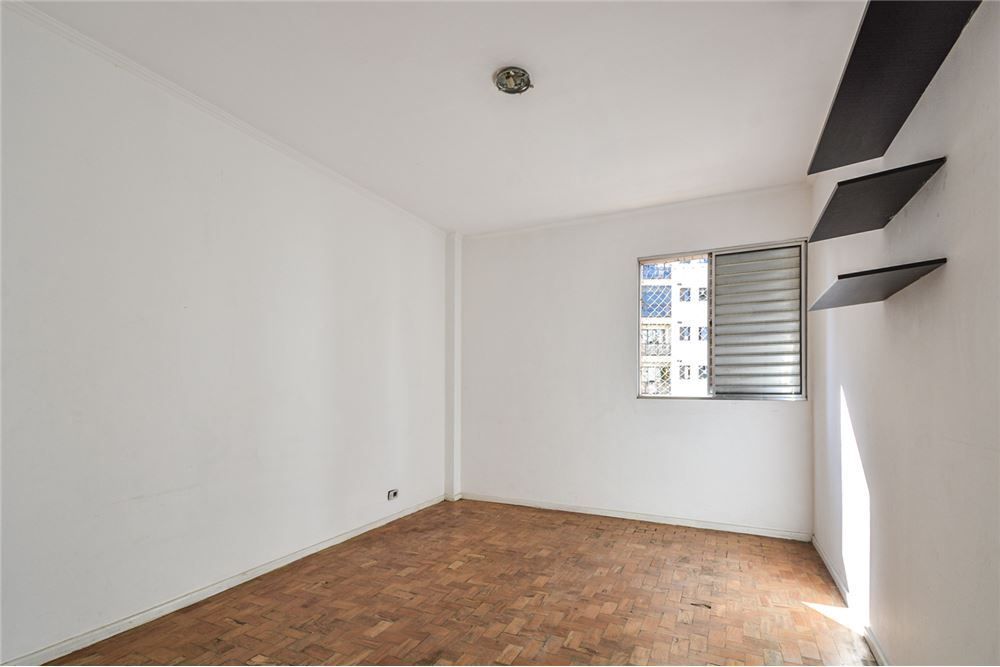 Apartamento à venda com 3 quartos, 70m² - Foto 13