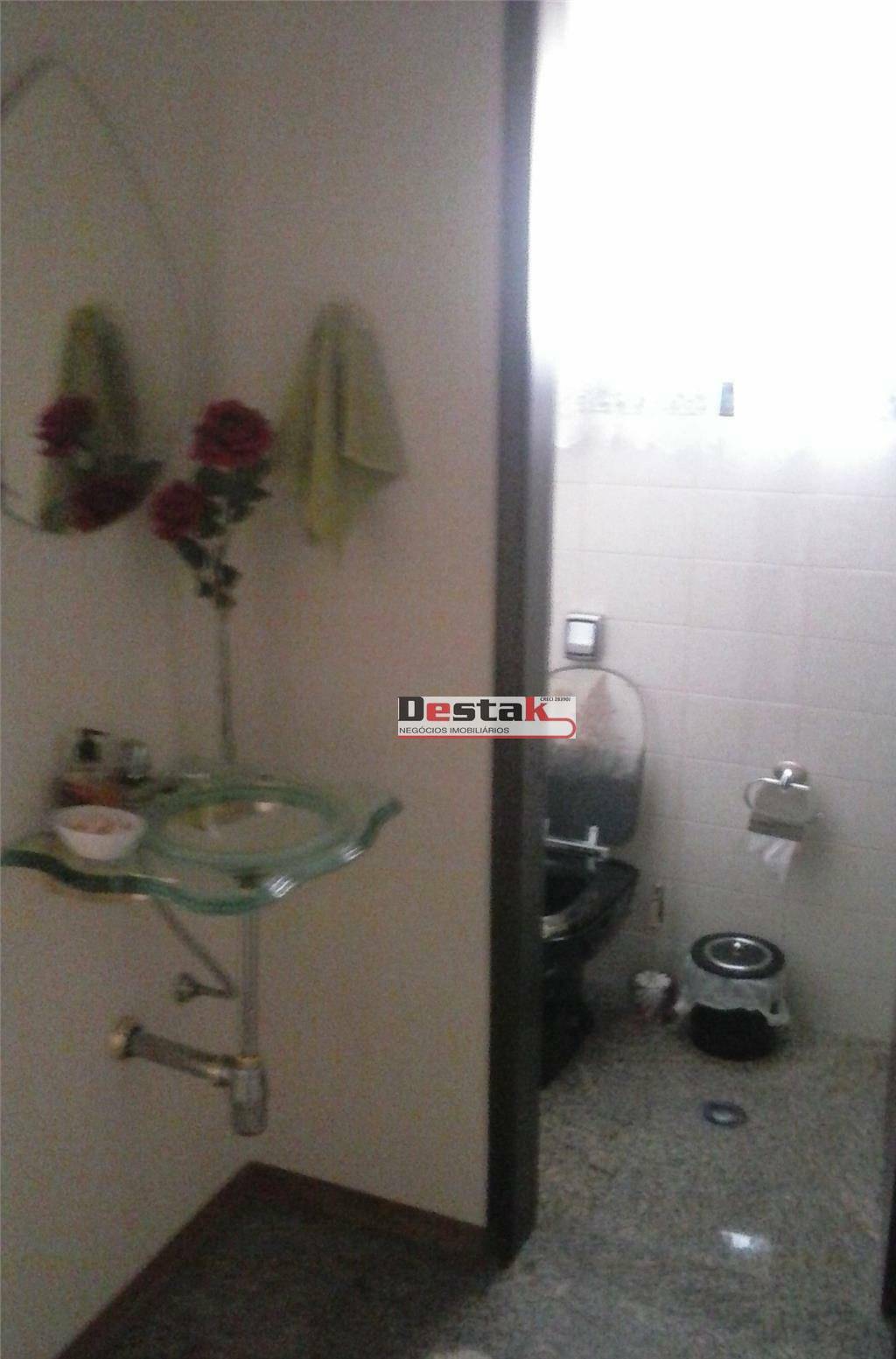 Sobrado à venda com 3 quartos, 200m² - Foto 57