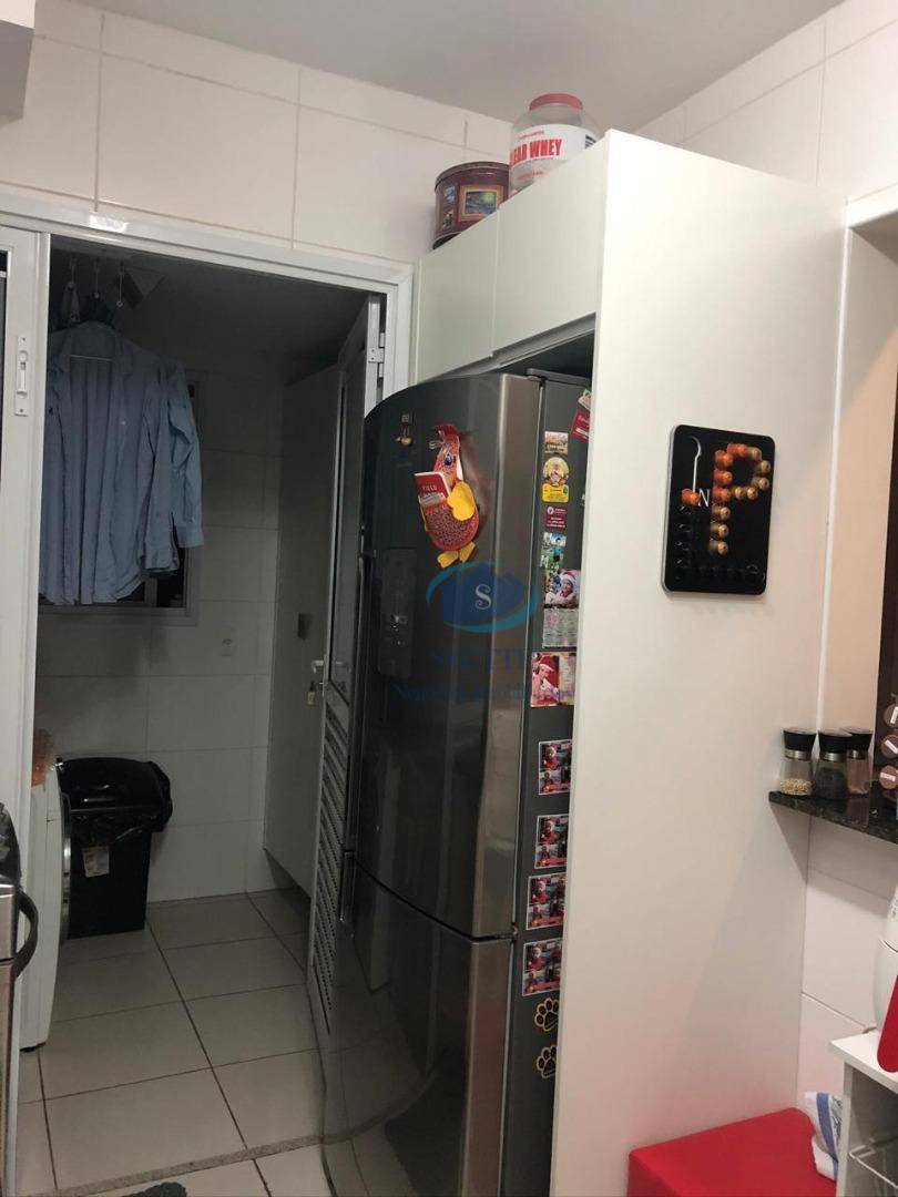 Apartamento à venda com 3 quartos, 72m² - Foto 35