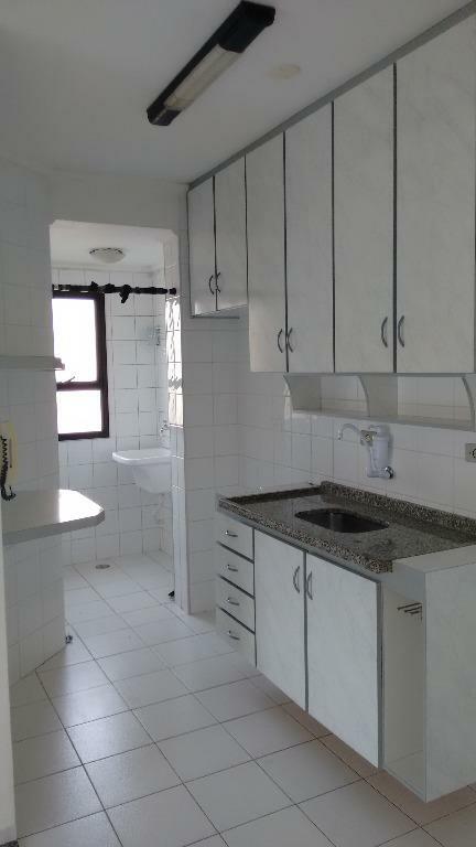 Apartamento para alugar com 1 quarto, 40m² - Foto 4