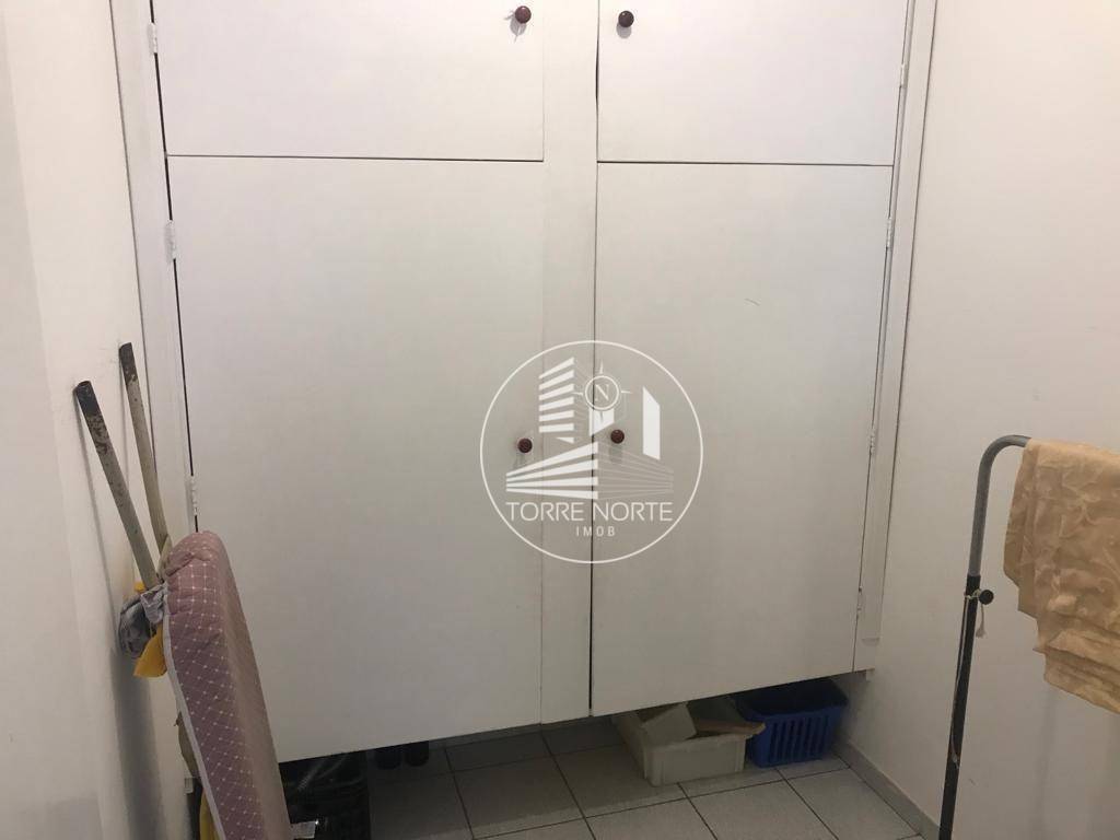 Apartamento à venda com 4 quartos, 160m² - Foto 37