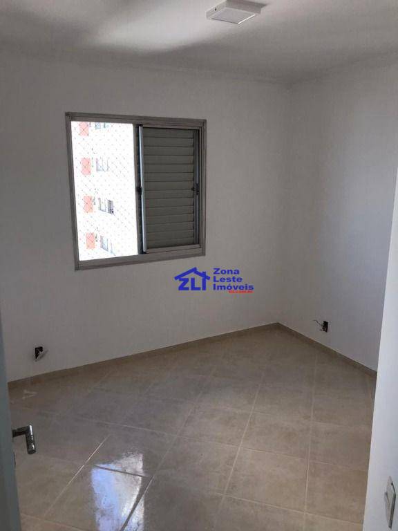 Apartamento à venda com 3 quartos, 63m² - Foto 7