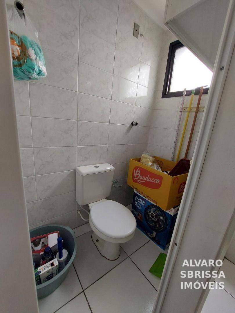 Apartamento à venda com 2 quartos, 70m² - Foto 11