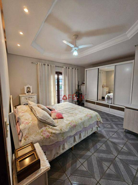 Sobrado à venda com 4 quartos, 334m² - Foto 20