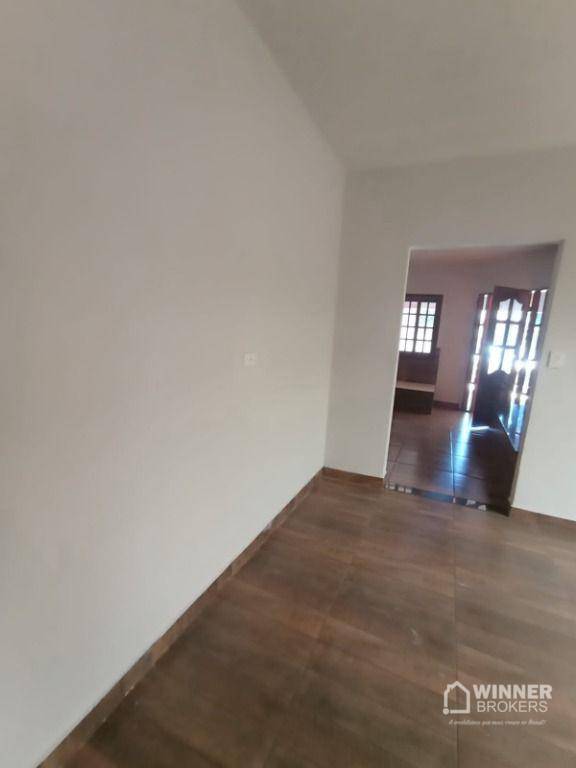 Casa para alugar com 3 quartos, 177m² - Foto 4