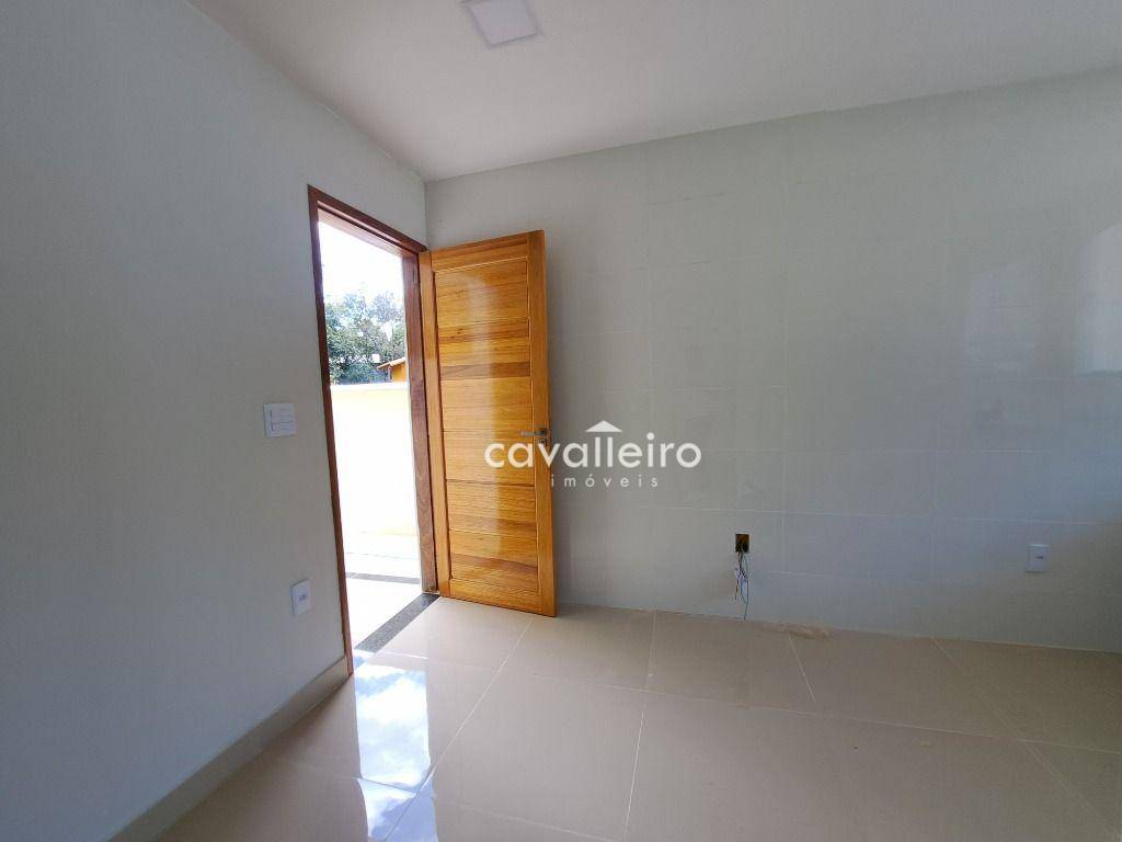 Casa à venda com 2 quartos, 69m² - Foto 12