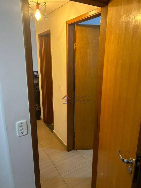 Apartamento à venda com 2 quartos, 67m² - Foto 7