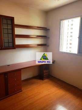 Apartamento à venda com 3 quartos, 115m² - Foto 18