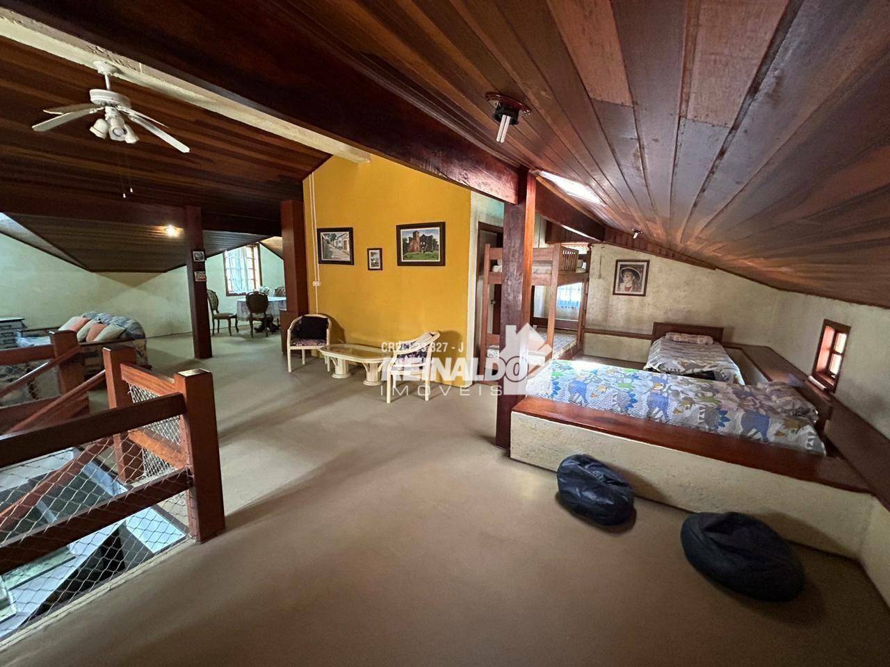 Casa de Condomínio à venda e aluguel com 4 quartos, 303m² - Foto 2