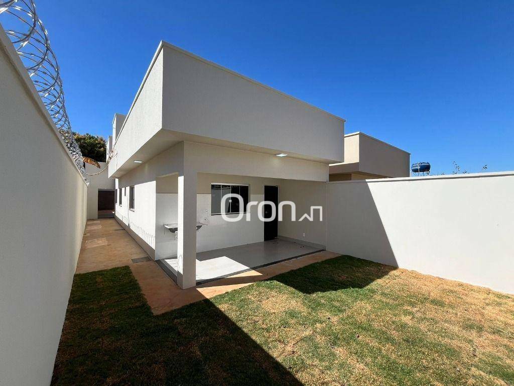 Casa à venda com 3 quartos, 98m² - Foto 13