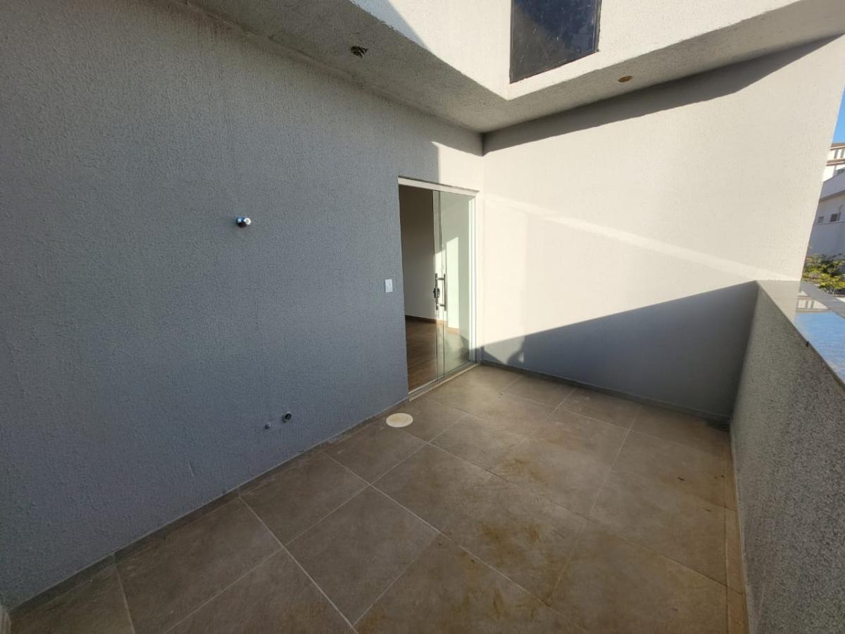 Casa à venda com 3 quartos, 120m² - Foto 5