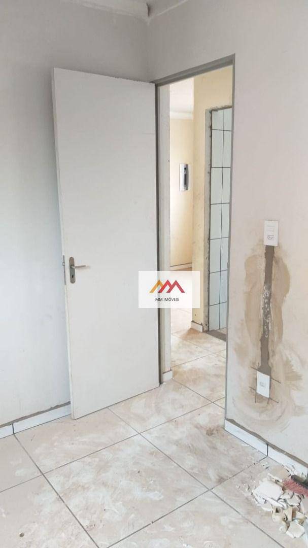 Apartamento à venda com 2 quartos, 42m² - Foto 5