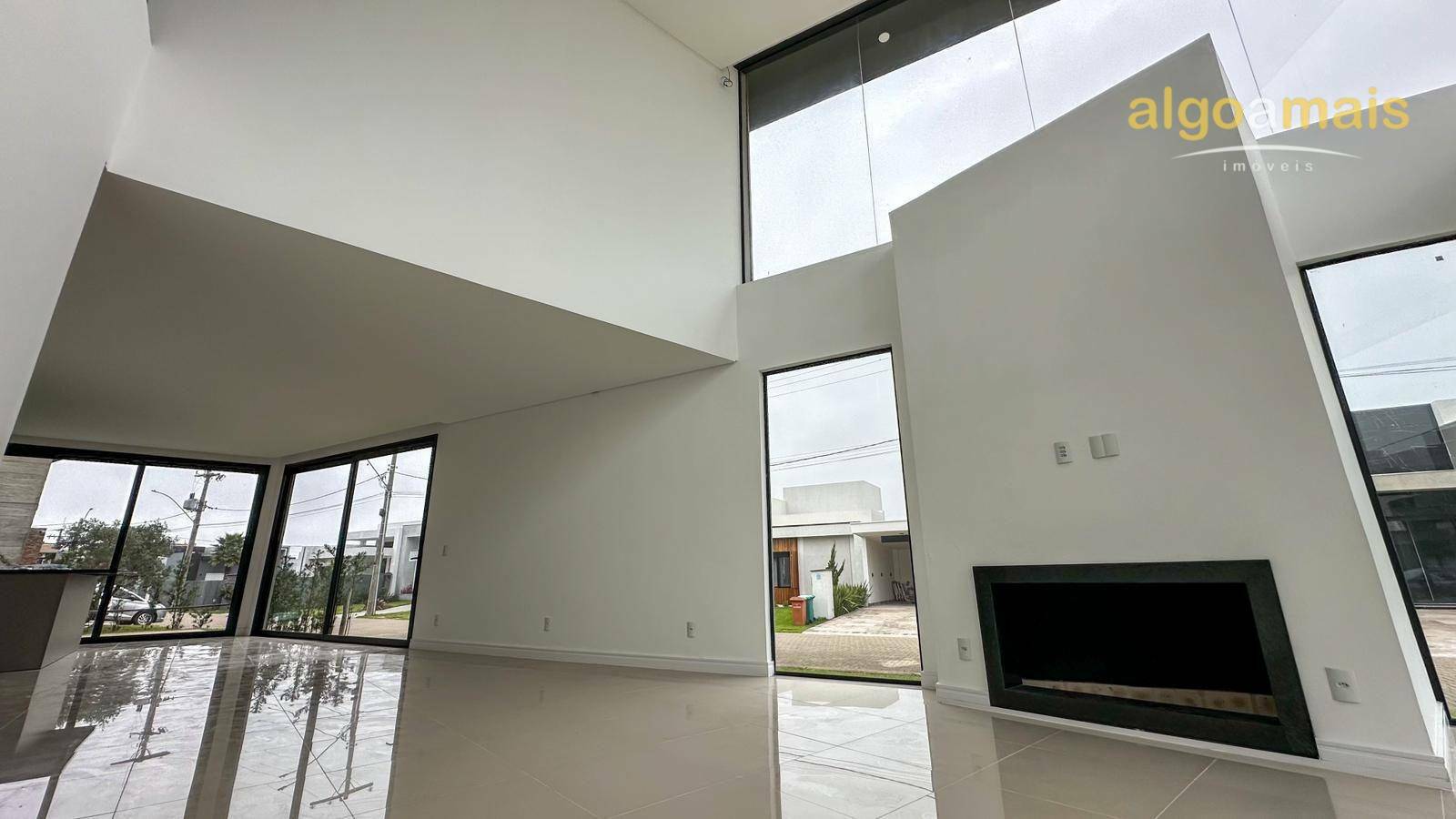 Casa de Condomínio à venda com 4 quartos, 205m² - Foto 13