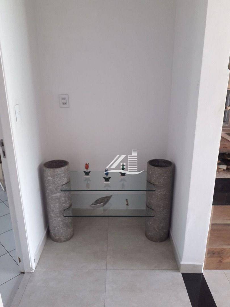 Sobrado à venda com 3 quartos, 194m² - Foto 32