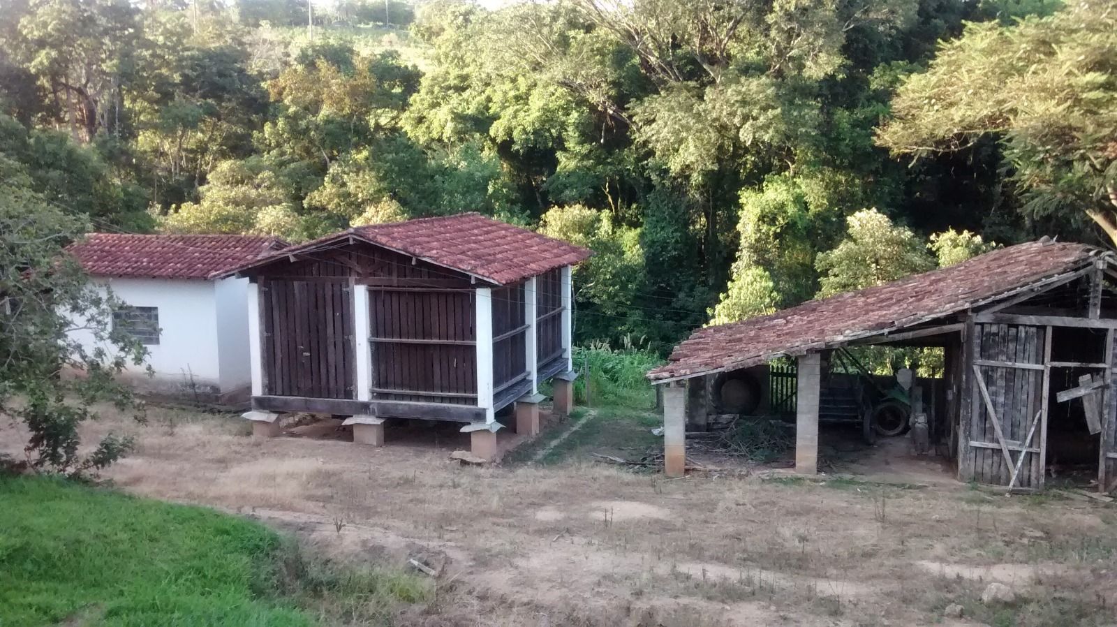 Sítio à venda com 8 quartos, 186000M2 - Foto 52