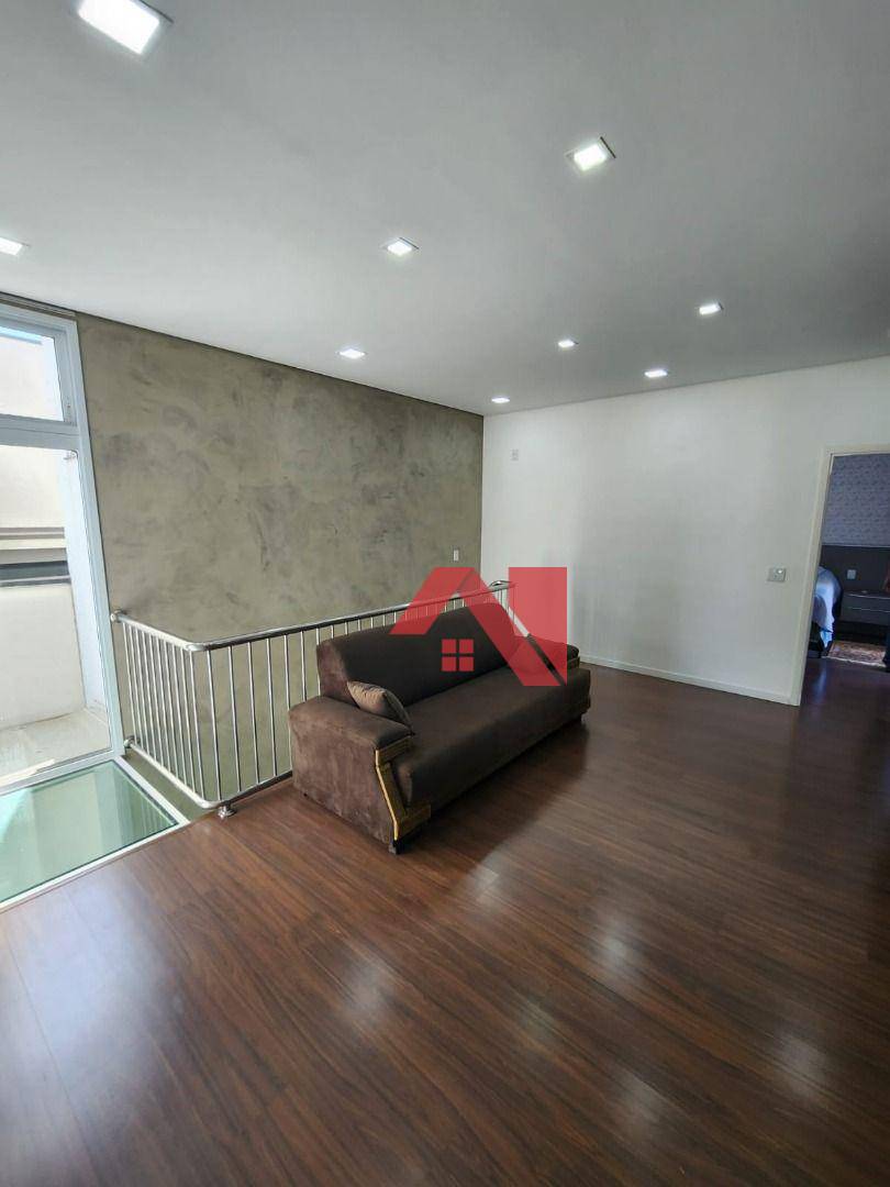 Sobrado à venda com 4 quartos, 240m² - Foto 10