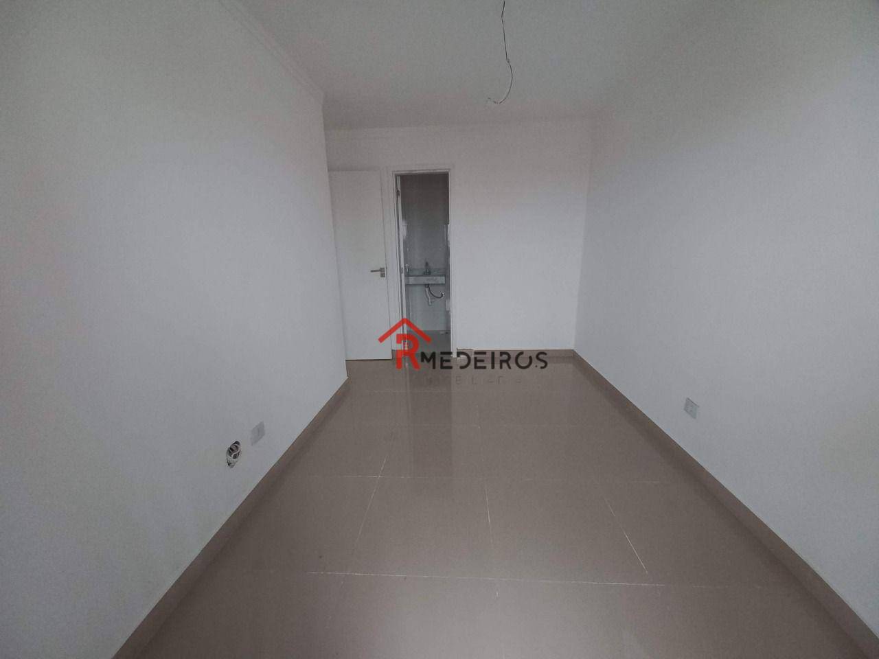 Apartamento à venda com 2 quartos, 63m² - Foto 8