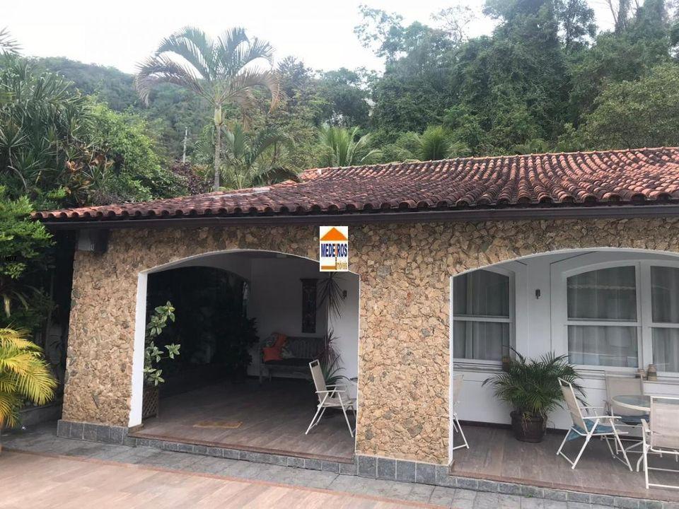 Casa à venda com 4 quartos, 480m² - Foto 1