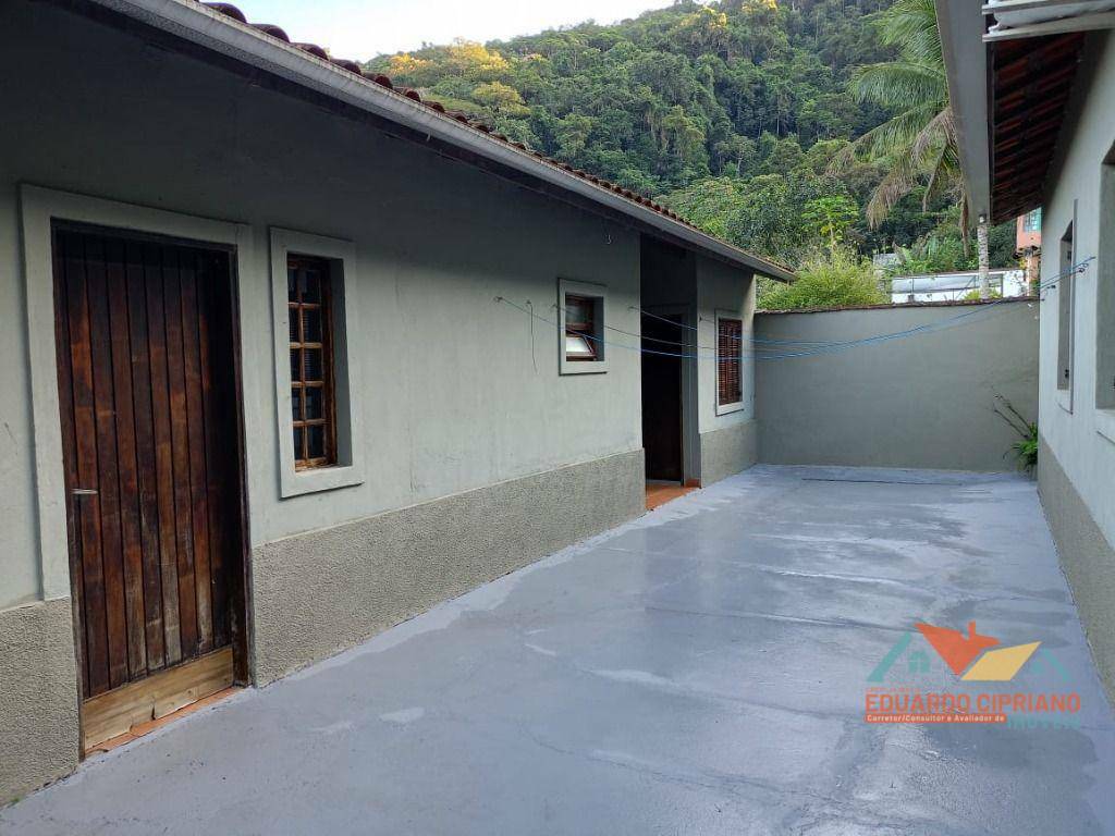 Casa de Condomínio à venda com 3 quartos, 186m² - Foto 26