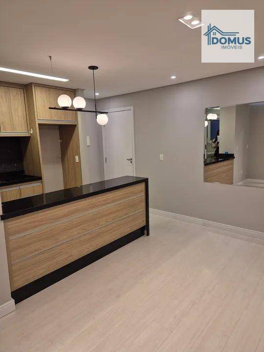 Apartamento à venda com 2 quartos, 63m² - Foto 5