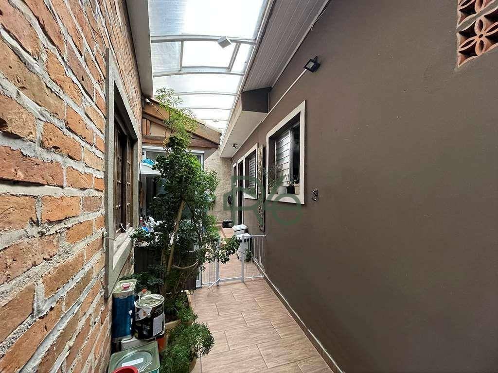 Casa à venda com 3 quartos, 180m² - Foto 34