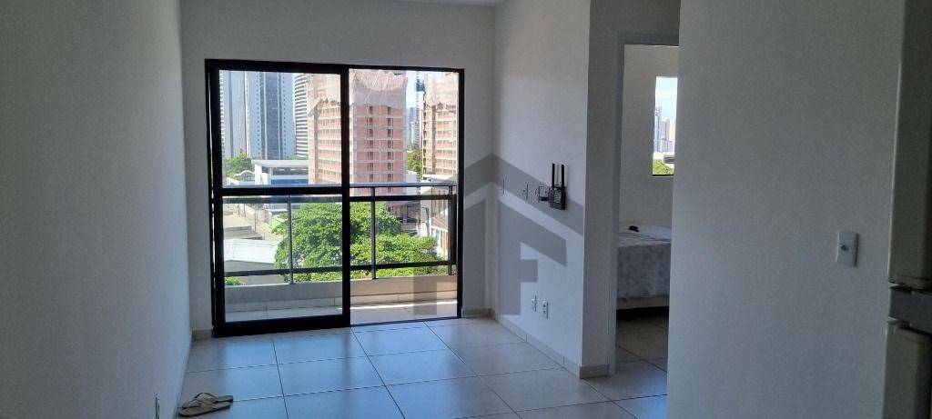 Apartamento à venda com 2 quartos, 44m² - Foto 3