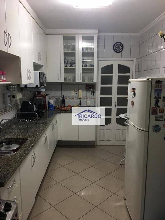 Apartamento à venda com 2 quartos, 74m² - Foto 16