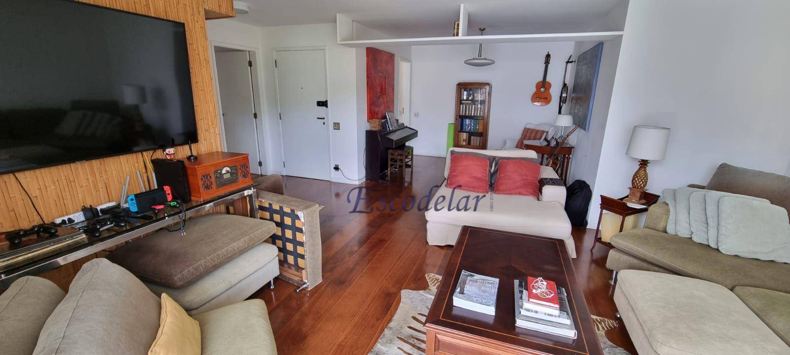 Apartamento à venda com 3 quartos, 157m² - Foto 17