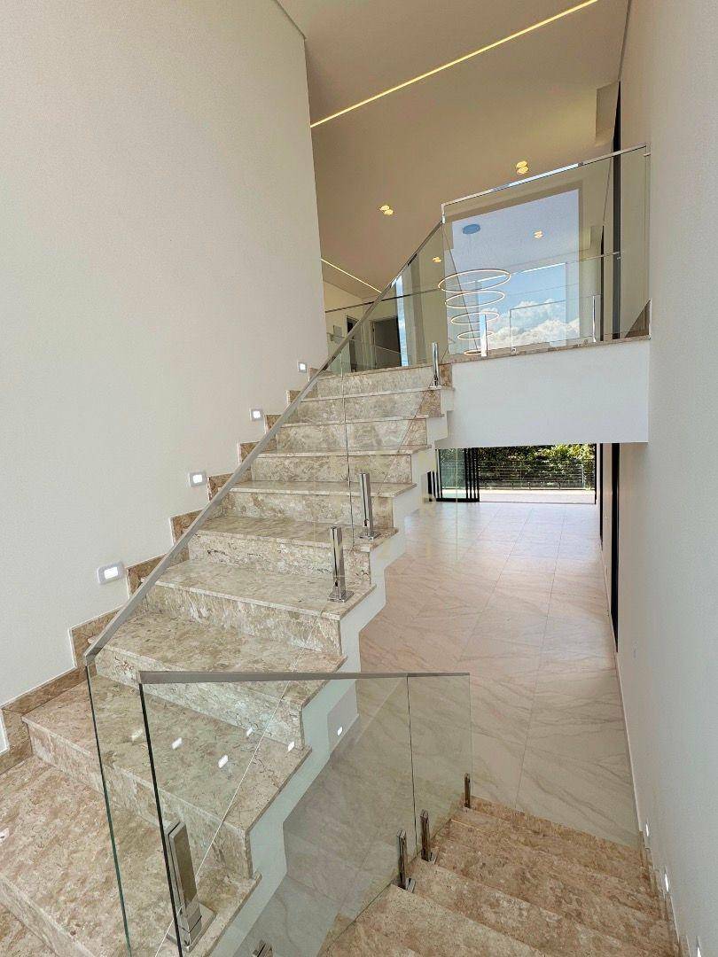 Casa de Condomínio à venda com 4 quartos, 405m² - Foto 18
