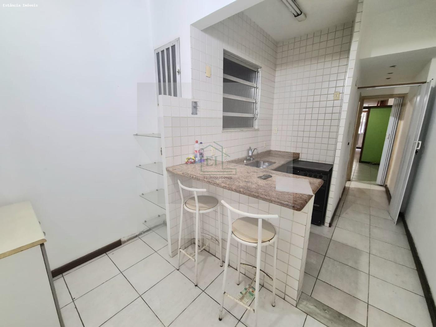 Apartamento à venda com 1 quarto, 42m² - Foto 8