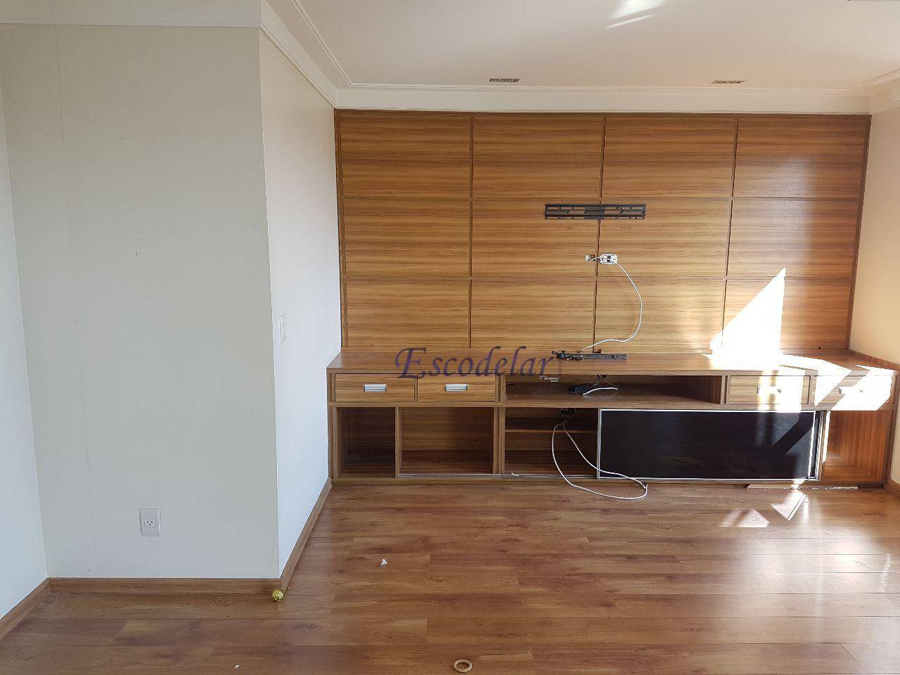 Apartamento à venda com 3 quartos, 149m² - Foto 2