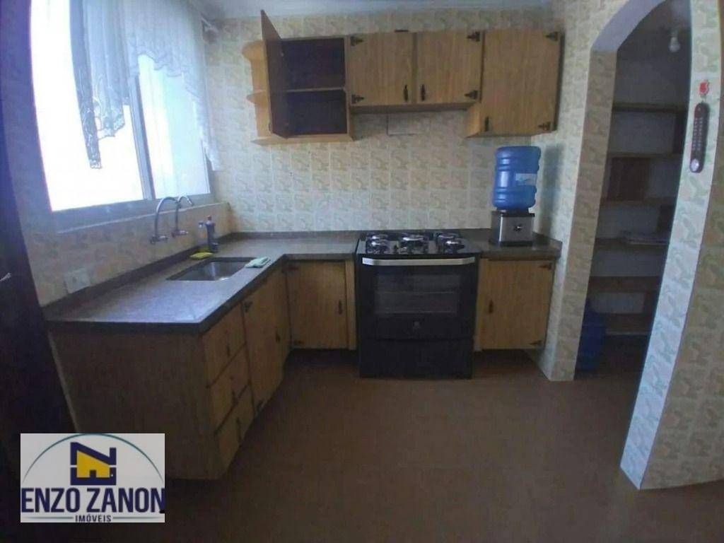 Sobrado para alugar com 3 quartos, 200m² - Foto 5