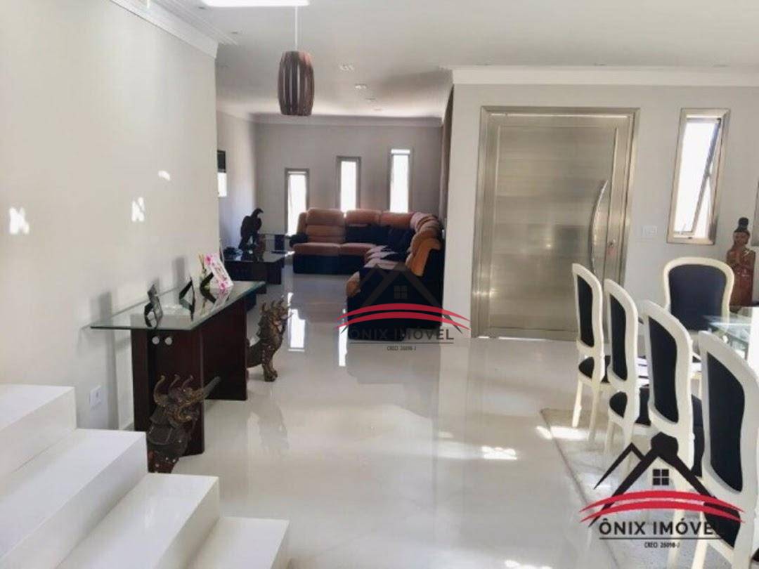 Casa à venda com 3 quartos, 314m² - Foto 9