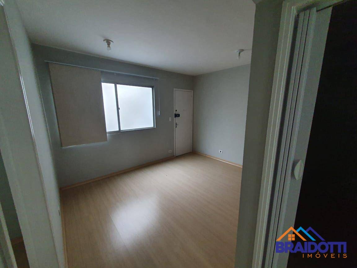 Apartamento à venda com 2 quartos, 42m² - Foto 7