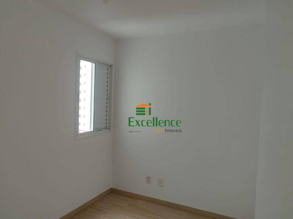 Apartamento para alugar com 3 quartos, 82m² - Foto 14