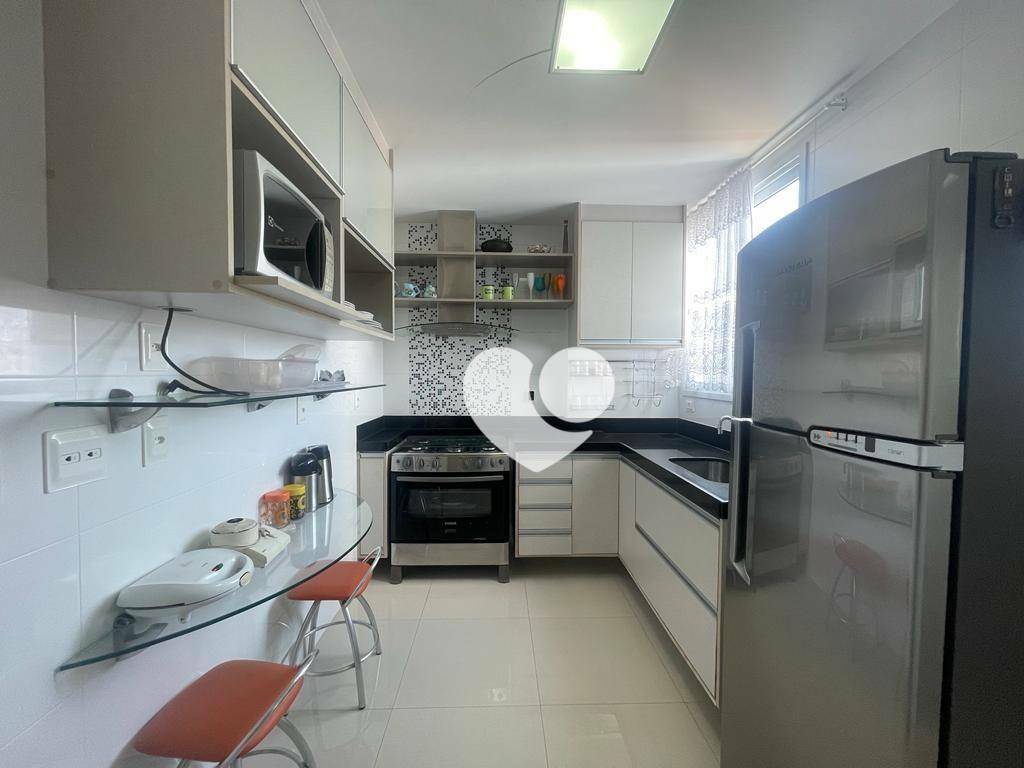 Apartamento à venda com 2 quartos, 94m² - Foto 24