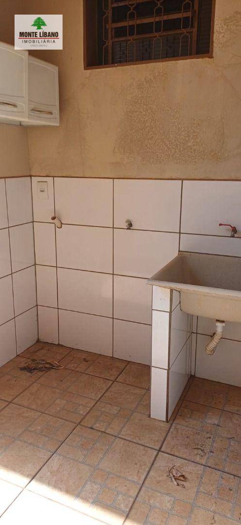 Casa à venda com 2 quartos, 99m² - Foto 2