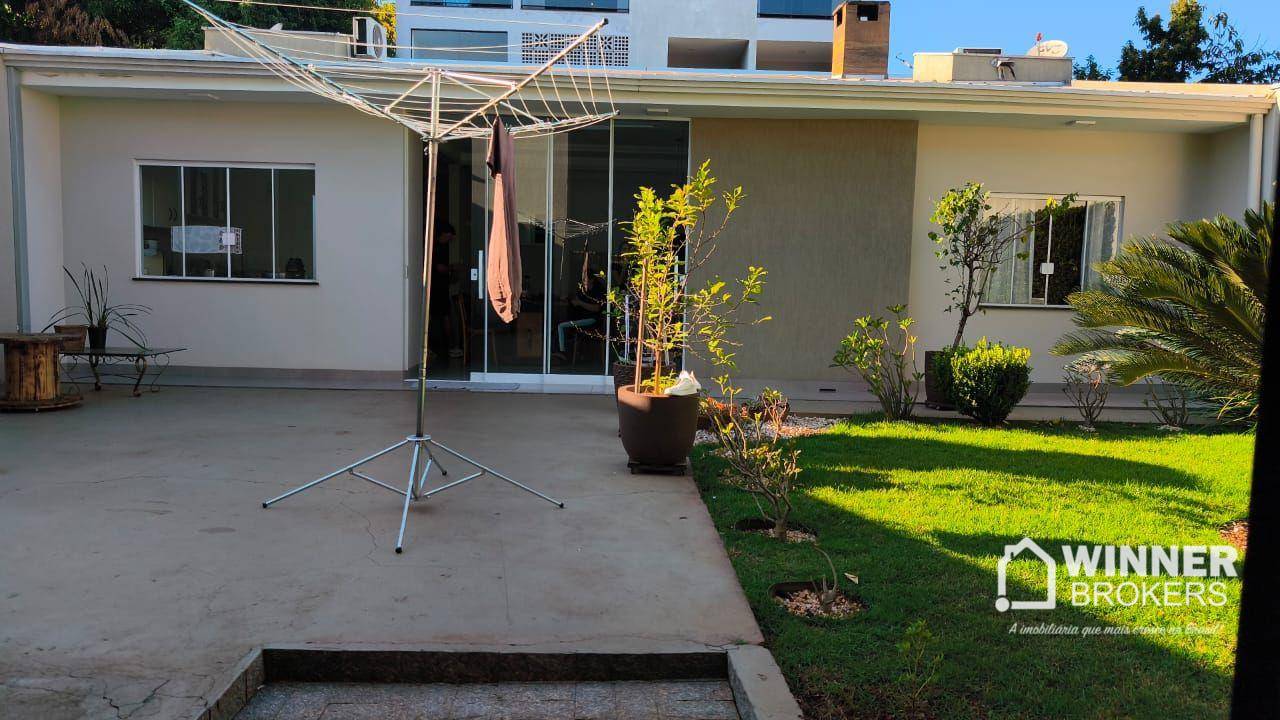 Casa, 3 quartos, 170 m² - Foto 2