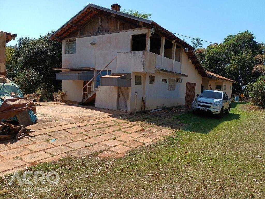 Sítio à venda com 5 quartos, 500m² - Foto 1