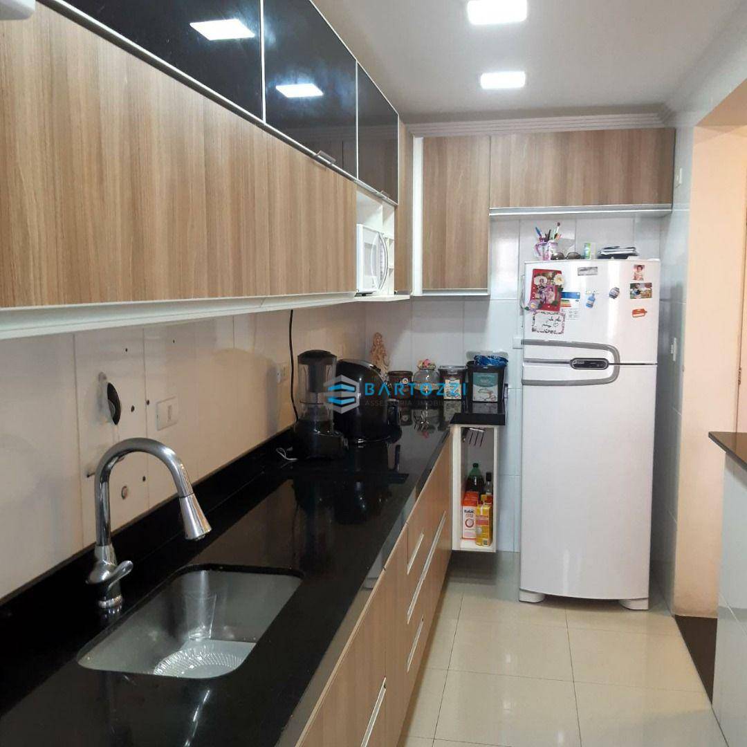 Apartamento à venda com 2 quartos, 65m² - Foto 6