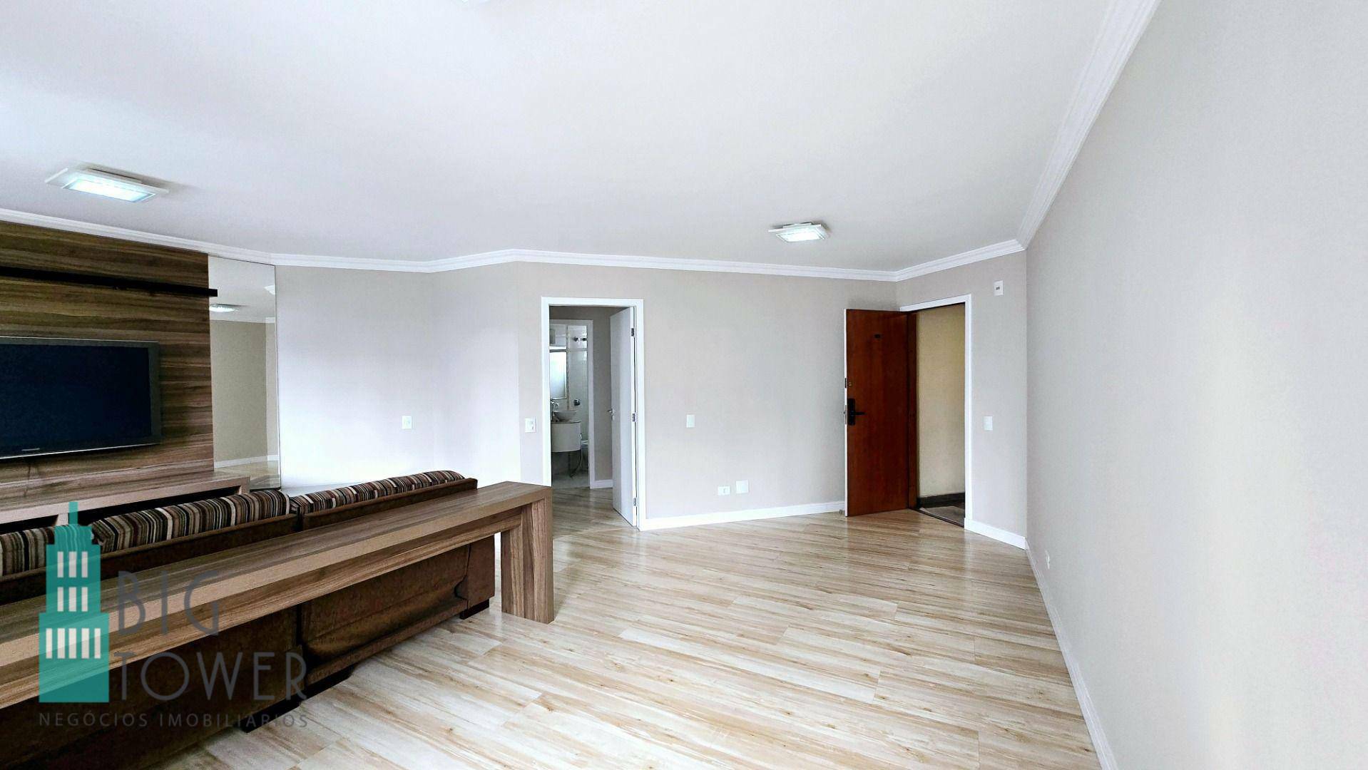 Apartamento para alugar com 2 quartos, 101m² - Foto 3