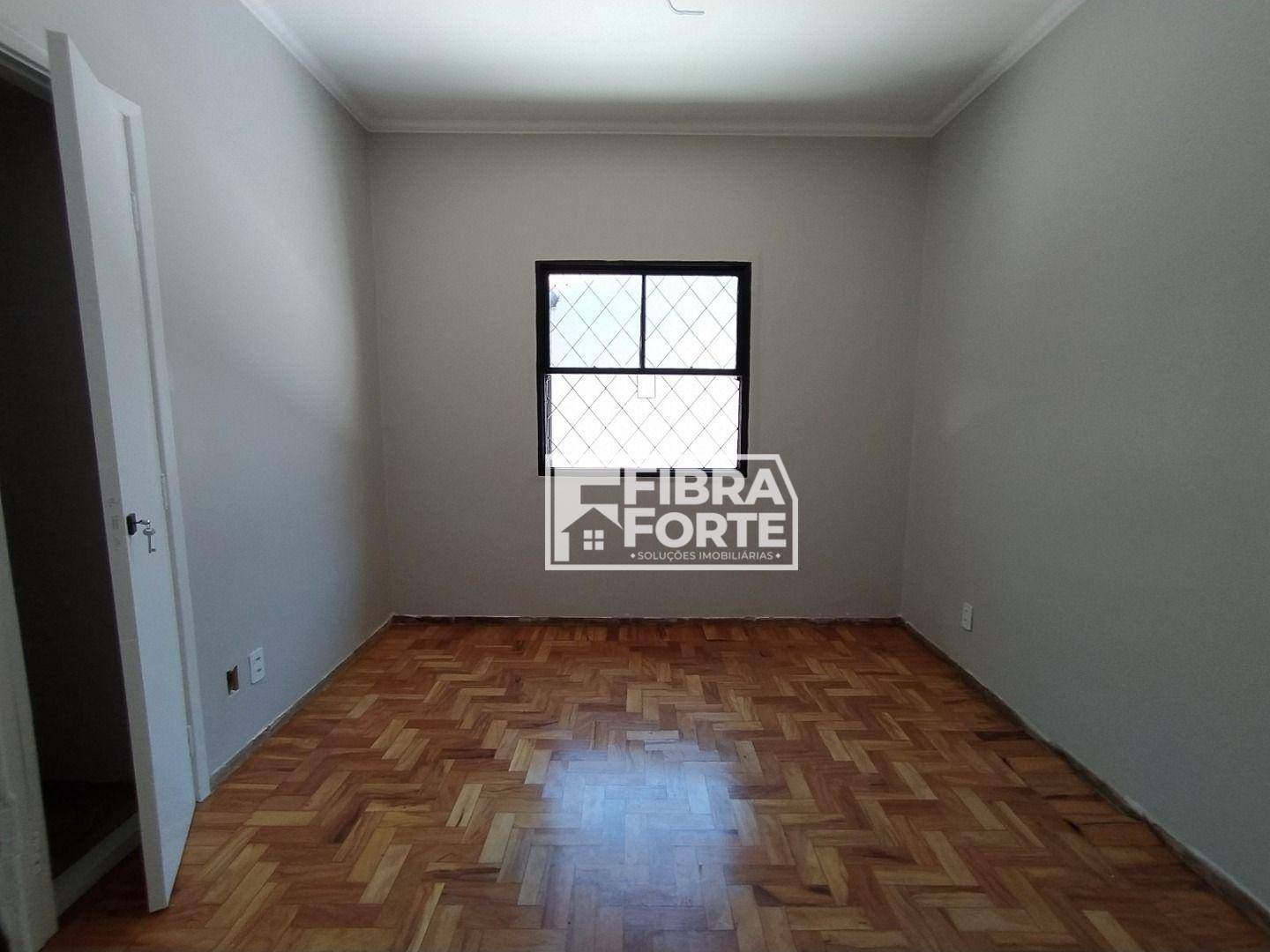 Casa à venda com 3 quartos, 162m² - Foto 9