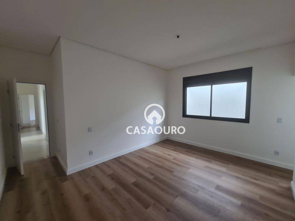 Casa de Condomínio à venda com 4 quartos, 247m² - Foto 18